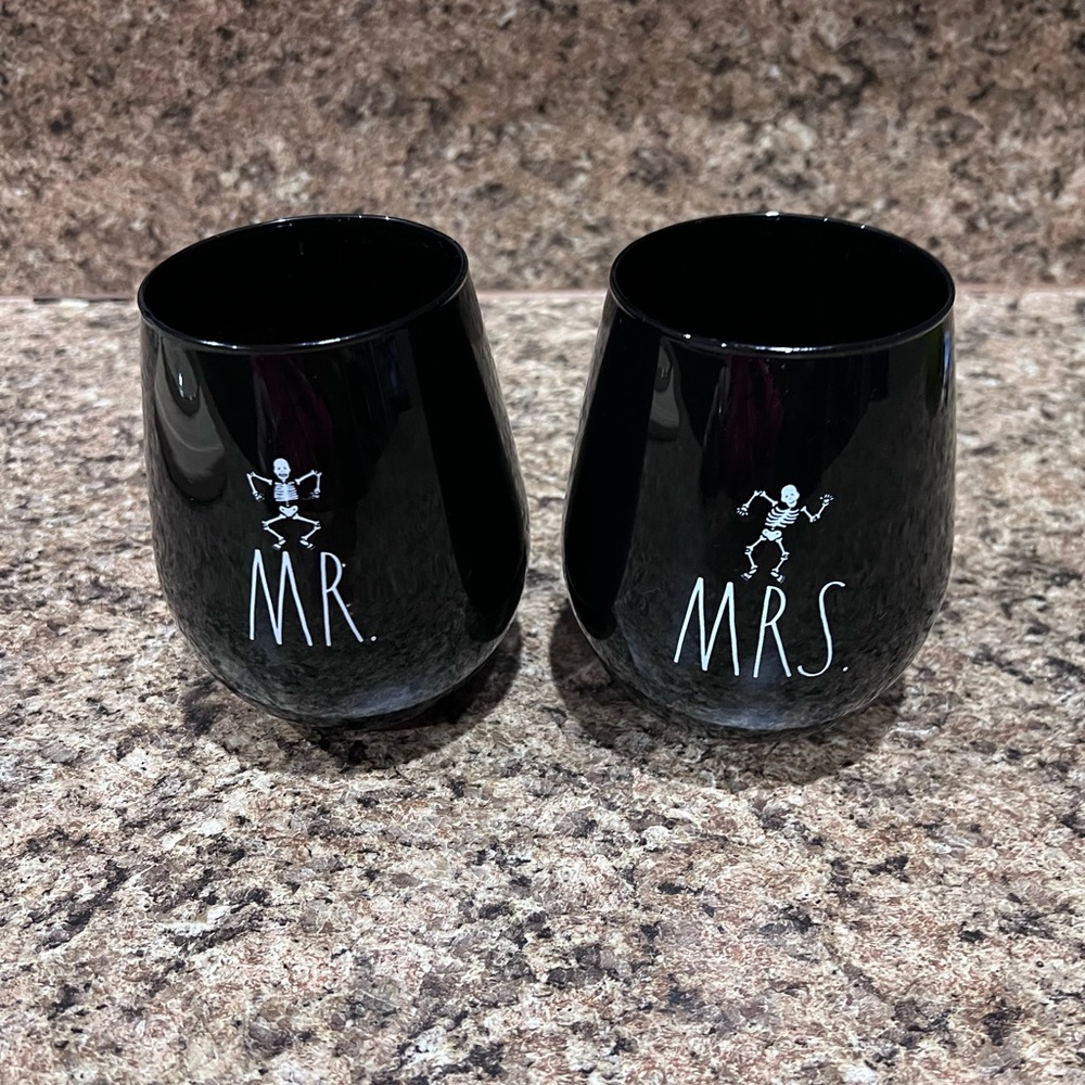 Brand new Rae Dunn Halloween wine glasses